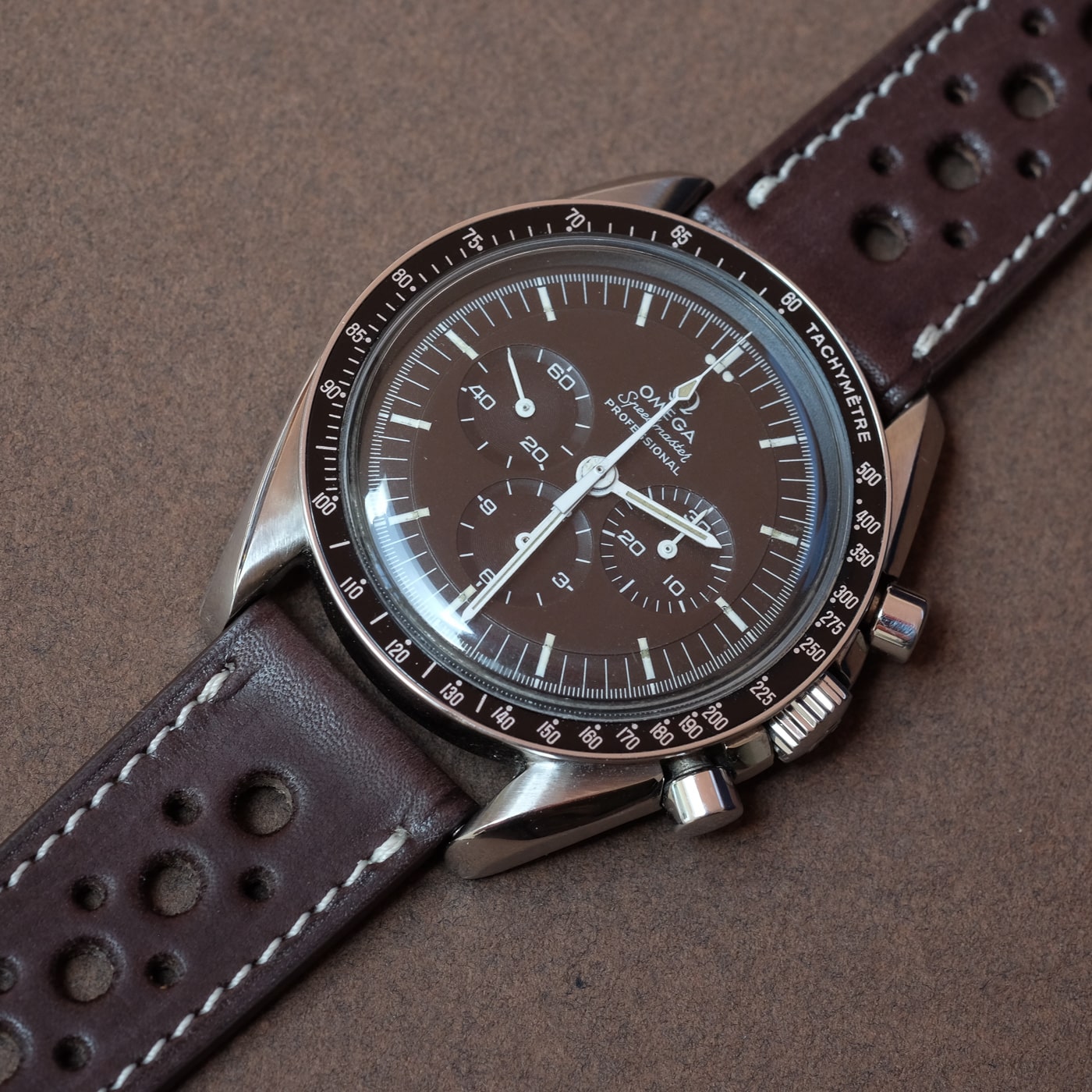 speedmaster brown leather strap